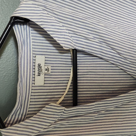 Striped button down blouse - Picture 2 of 4